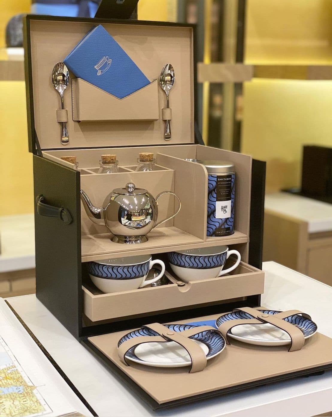 Luxury Leather Tea Gift Set