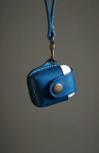 Leather Earbud Case with Lanyard