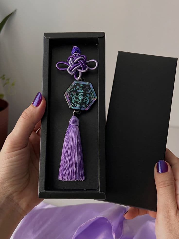 Mother-of-Pearl Tassel Ornament Keychain